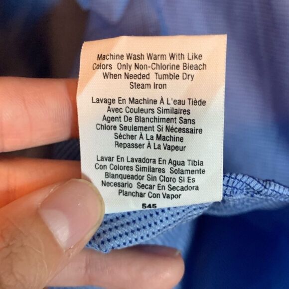 NWT! DKNY blue button down top. Size large‎ - Picture 5 of 10